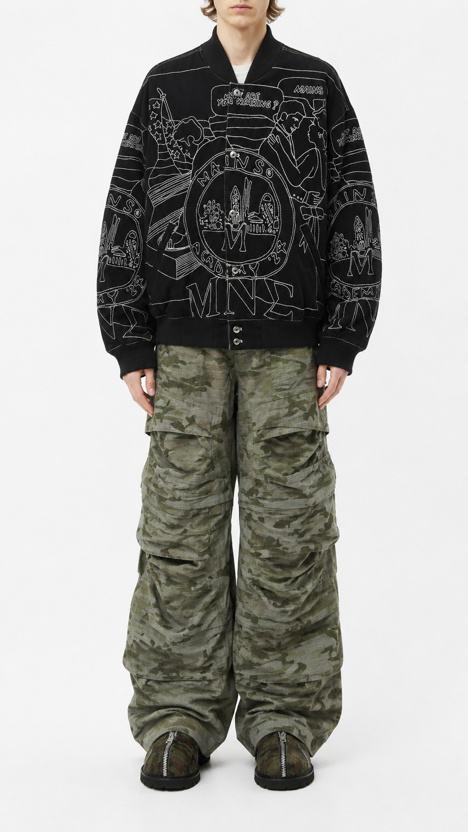 MAINS BLACK EMBROIDERED BOMBER