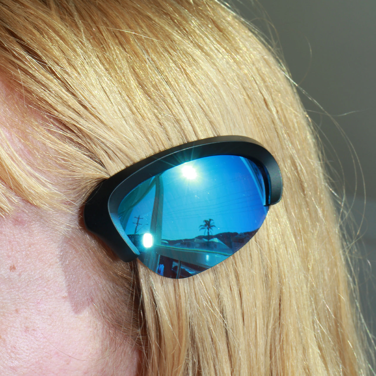 MARLAND BACKUS UV HAIR CLIPS