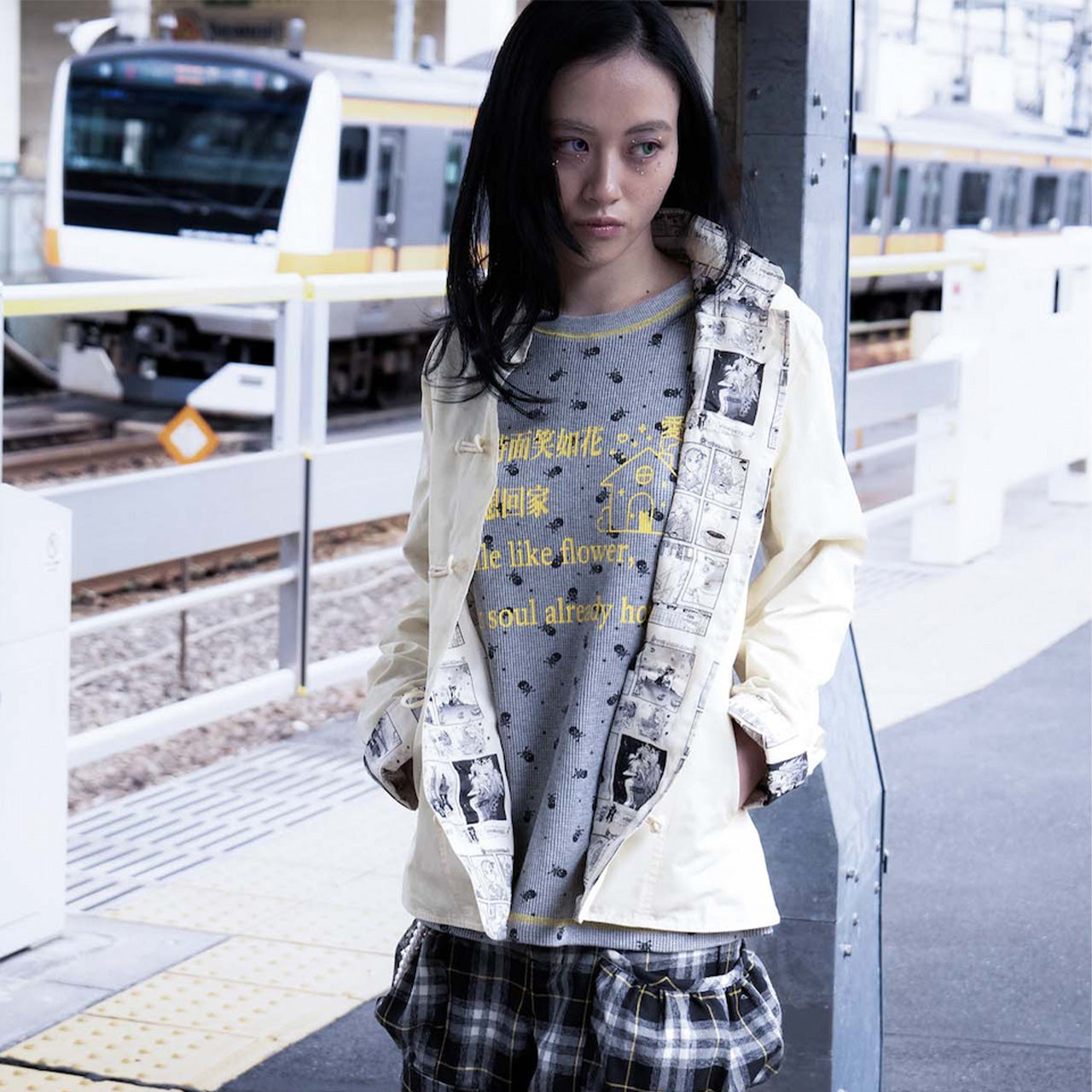 MOMENTEL REVERSIBLE TOGGLE JACKET